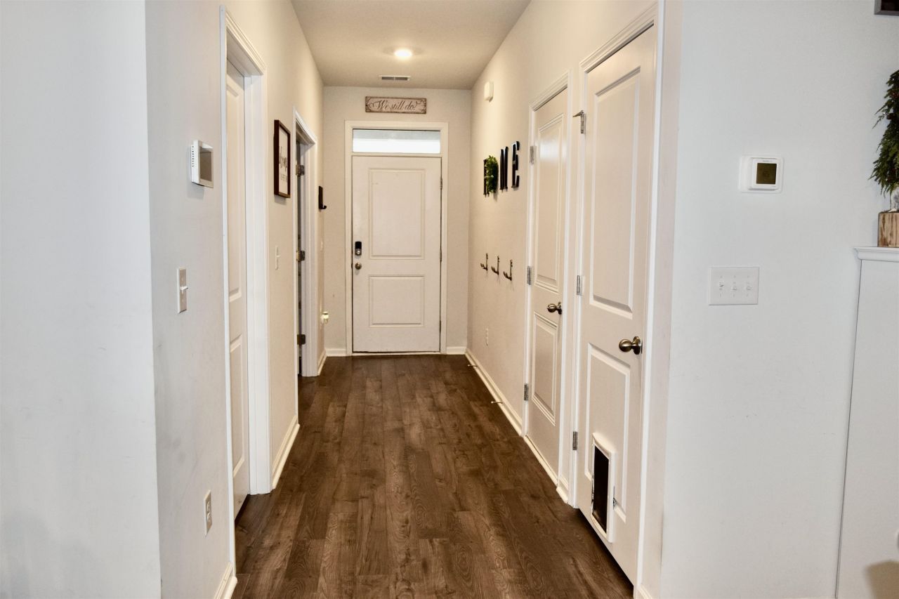 372 Emery Oak Dr. Photo 17