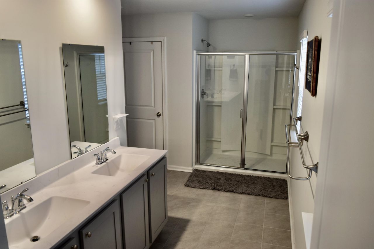 372 Emery Oak Dr. Photo 24