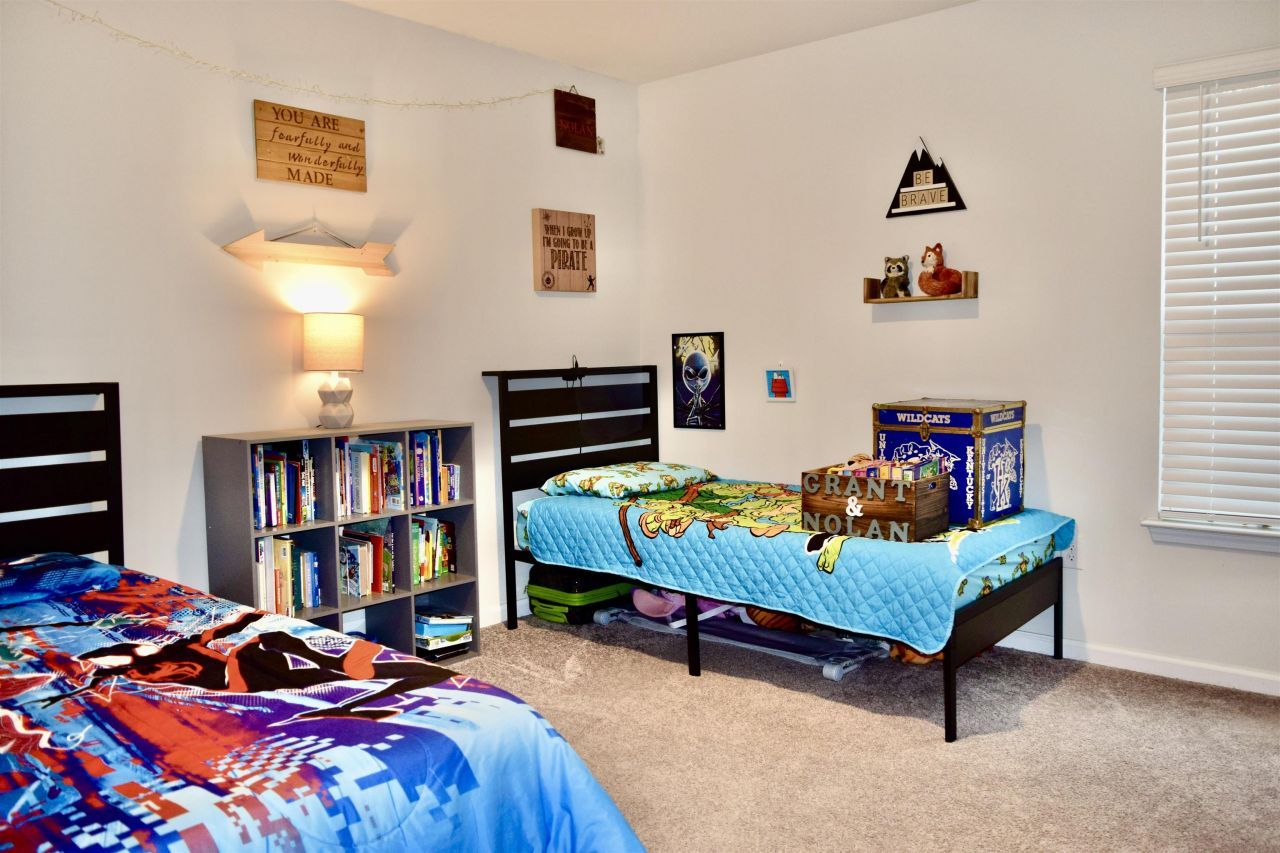 372 Emery Oak Dr. Photo 29