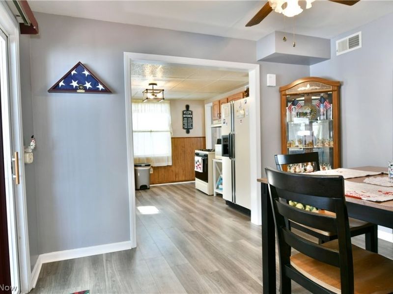 1875 Lucretia Drive, Girard, OH 44420 Photo 13