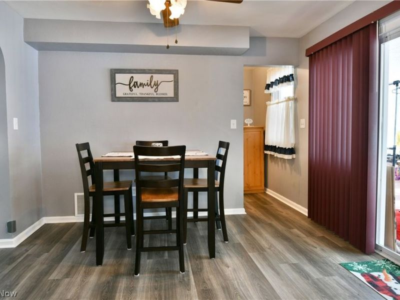 1875 Lucretia Drive, Girard, OH 44420 Photo 14