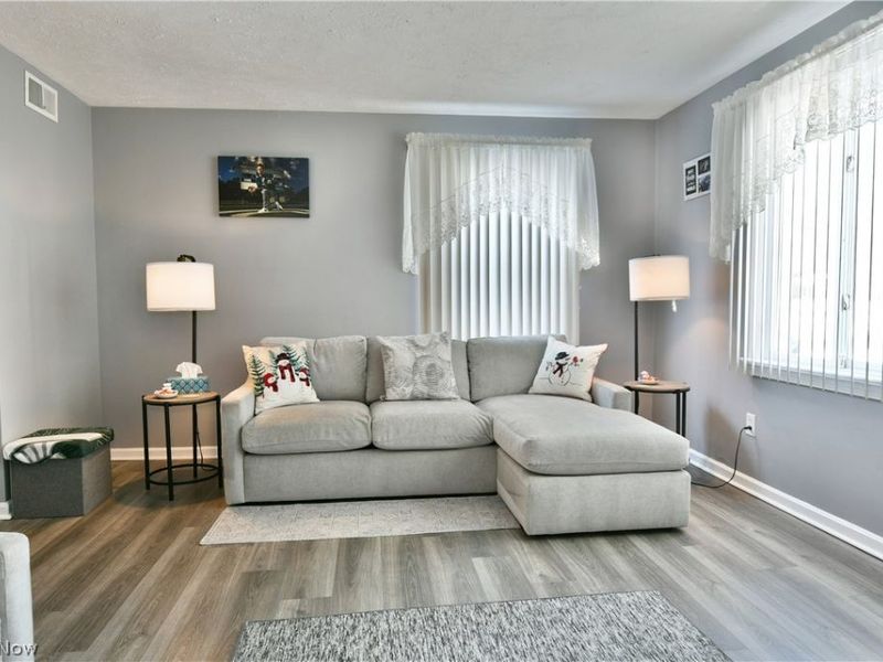 1875 Lucretia Drive, Girard, OH 44420 Photo 18