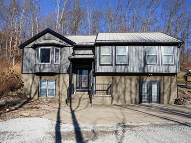 981 Barbour Pike, Mount Clare, WV 26408