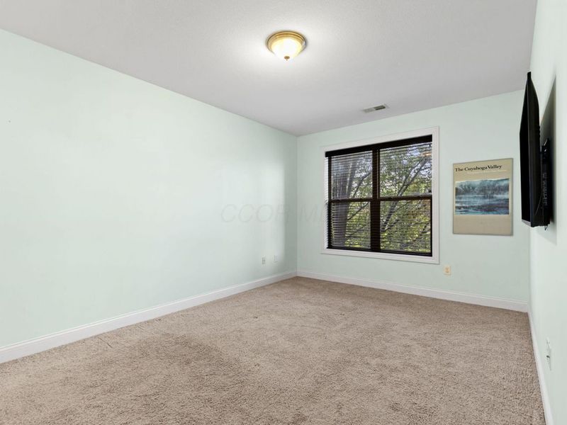 925 Ingleside Avenue, Unit 213, Columbus, OH 43215 Photo 10