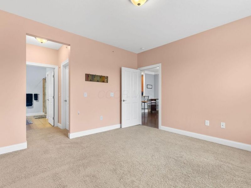 925 Ingleside Avenue, Unit 213, Columbus, OH 43215 Photo 17