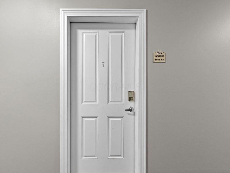 925 Ingleside Avenue, Unit 213, Columbus, OH 43215 Photo 24