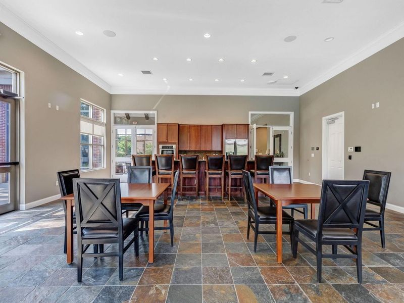 925 Ingleside Avenue, Unit 213, Columbus, OH 43215 Photo 38