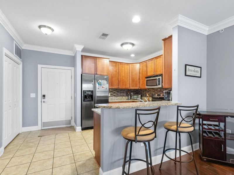 925 Ingleside Avenue, Unit 213, Columbus, OH 43215 Photo 5