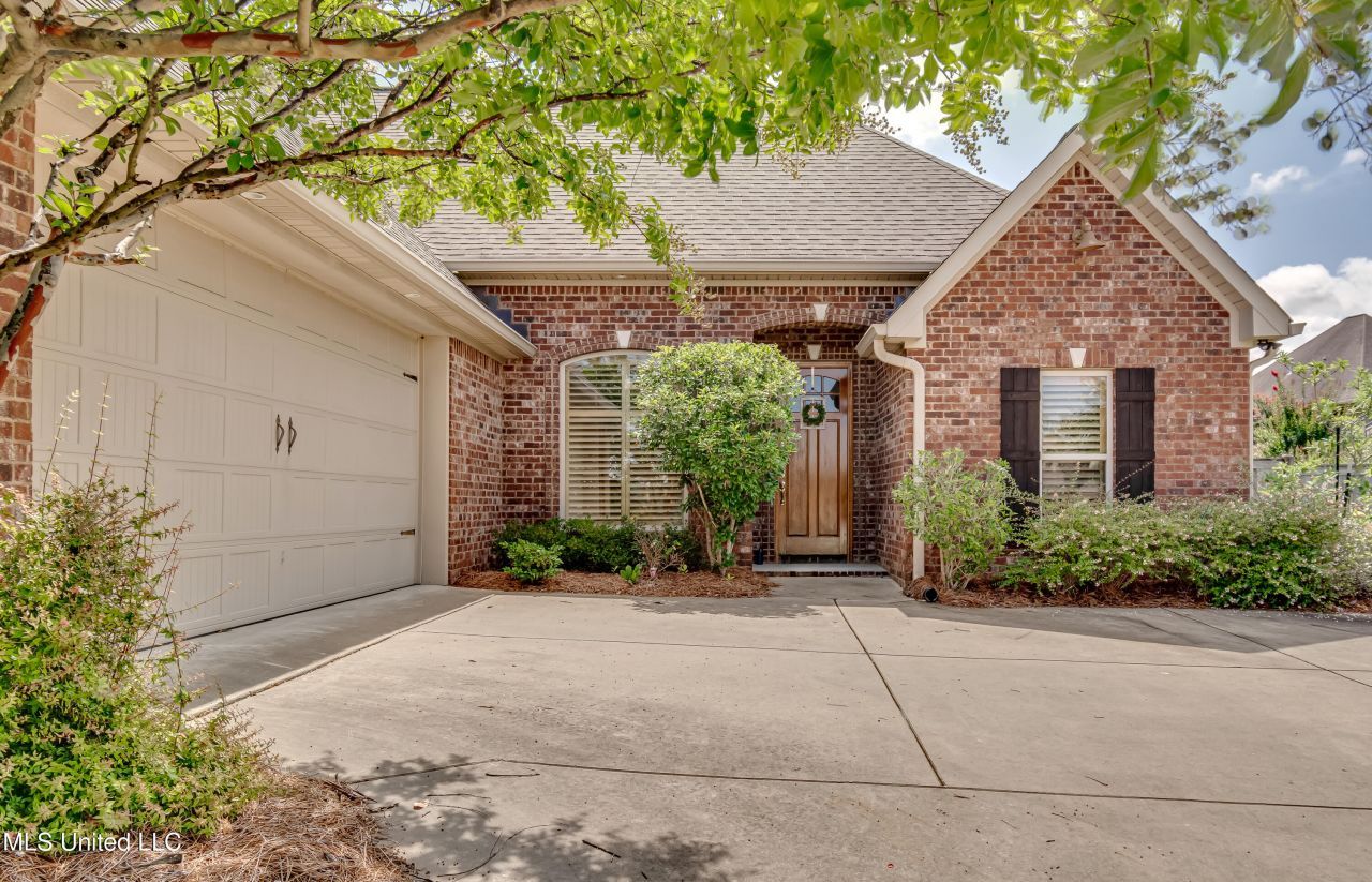 454 Glendale Place, Brandon, MS 39047 Main Photo