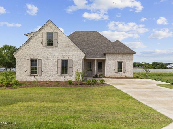 103 Charleston Cove, Madison, MS 39110