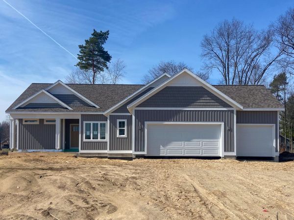 10711 Greyhound Avenue, Allendale, MI 49401