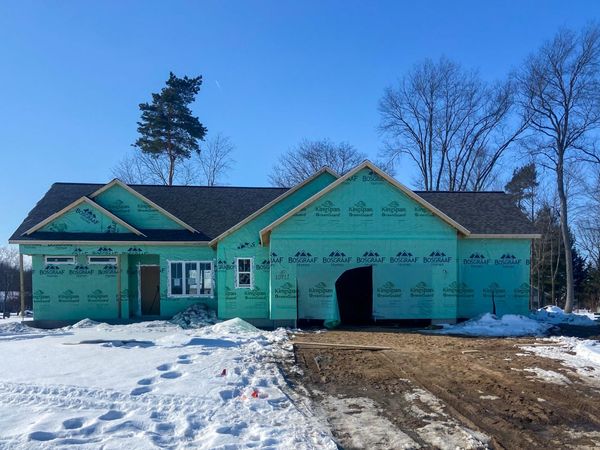 10711 Greyhound Avenue, Allendale, MI 49401