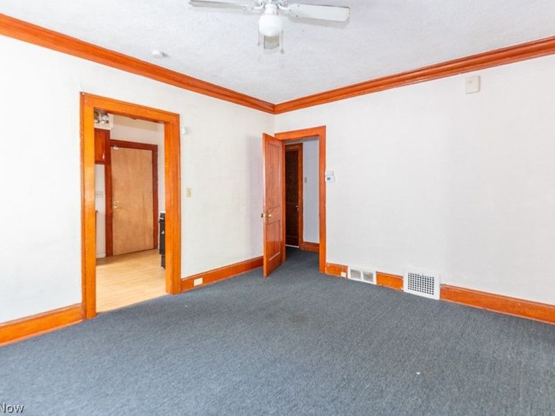 917 Helmsdale Road, Cleveland Heights, OH 44112 Photo 14