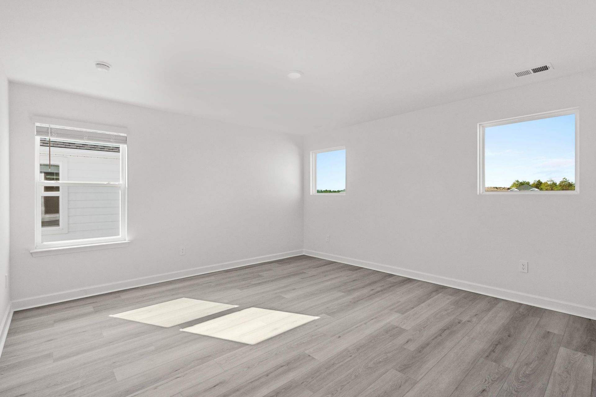 8239 Essence Dr. Photo 15
