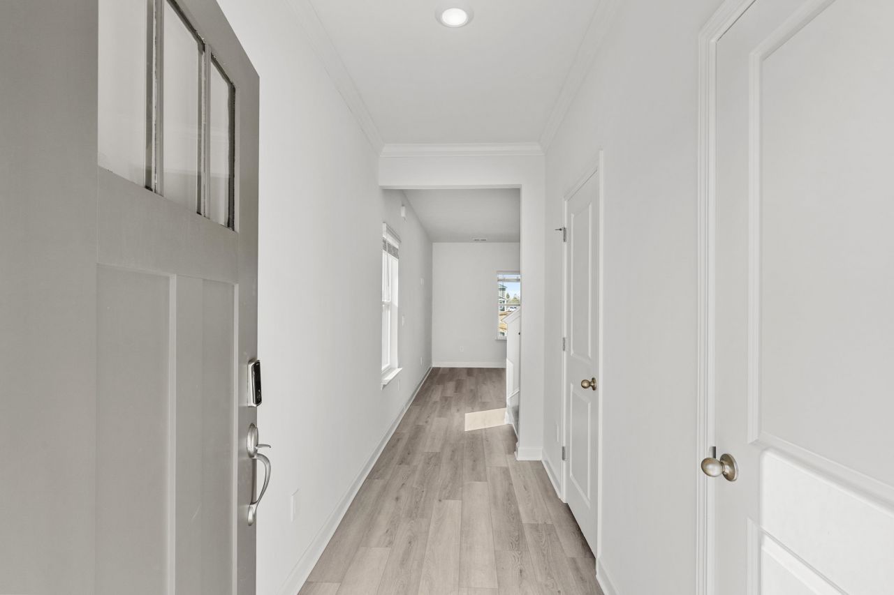 8239 Essence Dr. Photo 27