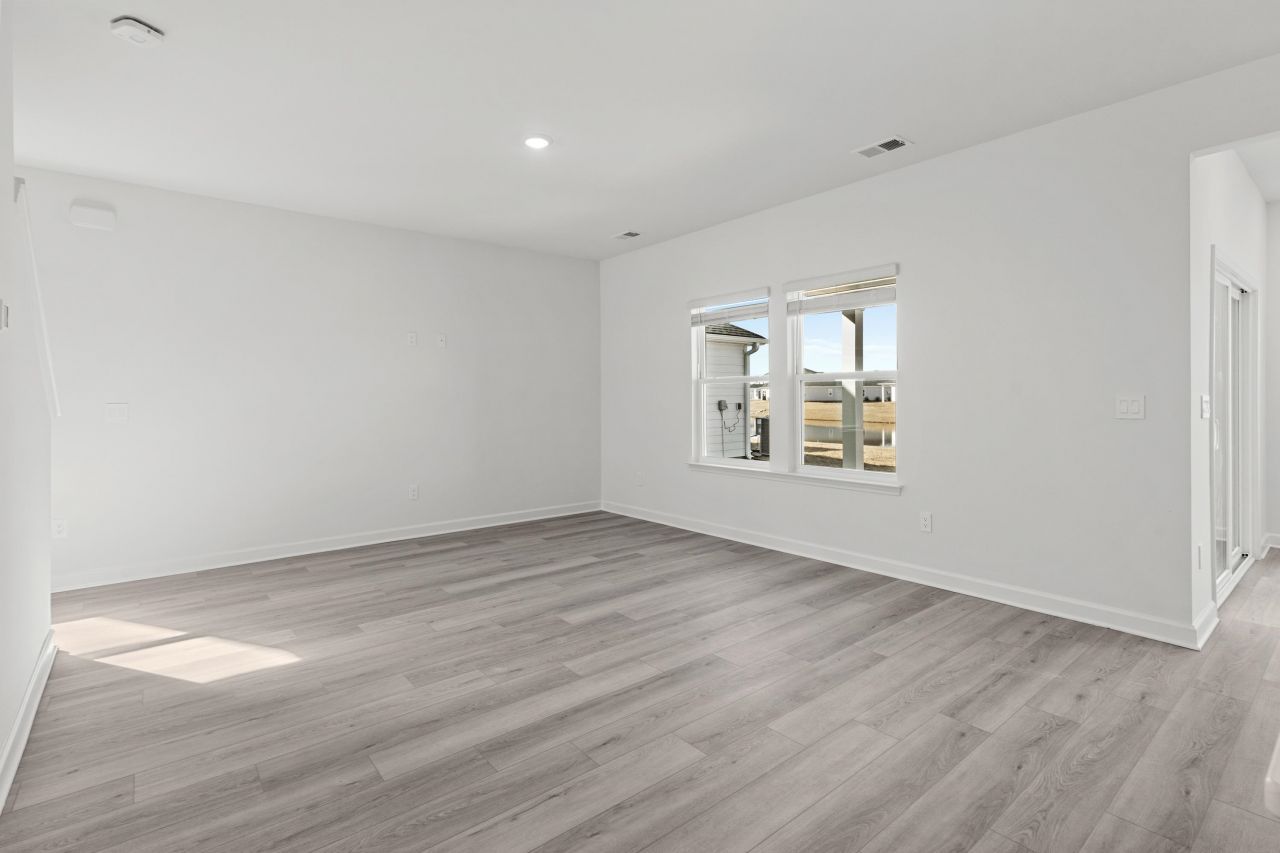 8239 Essence Dr. Photo 30