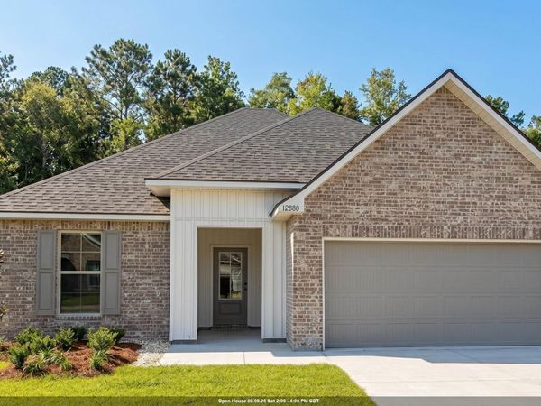 12880 Siberian Dr, Walker, LA 70785