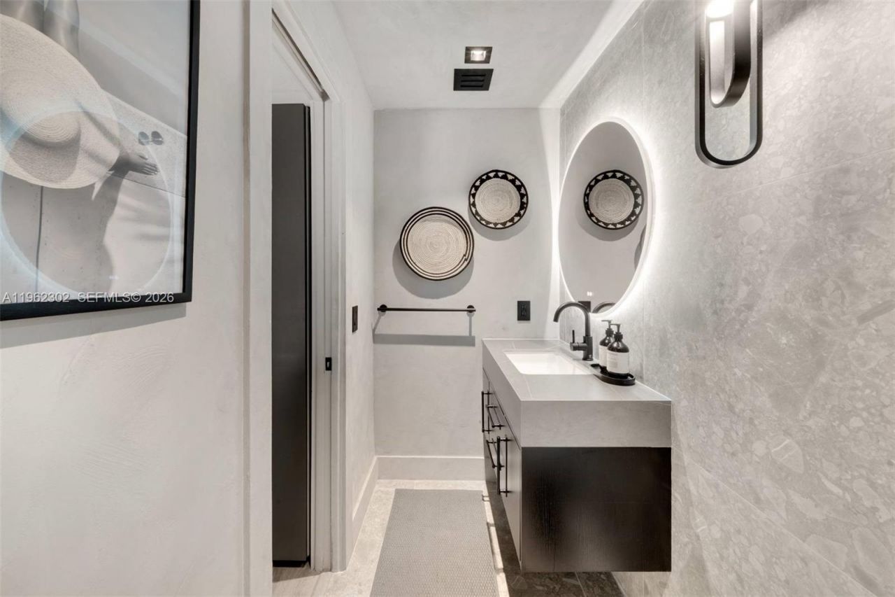 3301 Frow Avenue, Coconut Grove, FL 33133 Photo