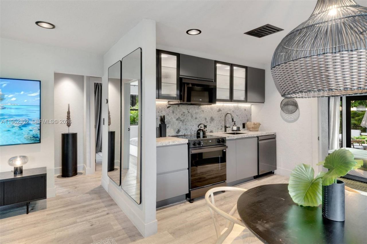 3301 Frow Avenue, Coconut Grove, FL 33133 Photo