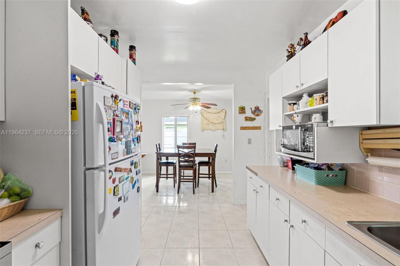 15401 NW 28th Ct, Miami Gardens, FL 33054 Photo