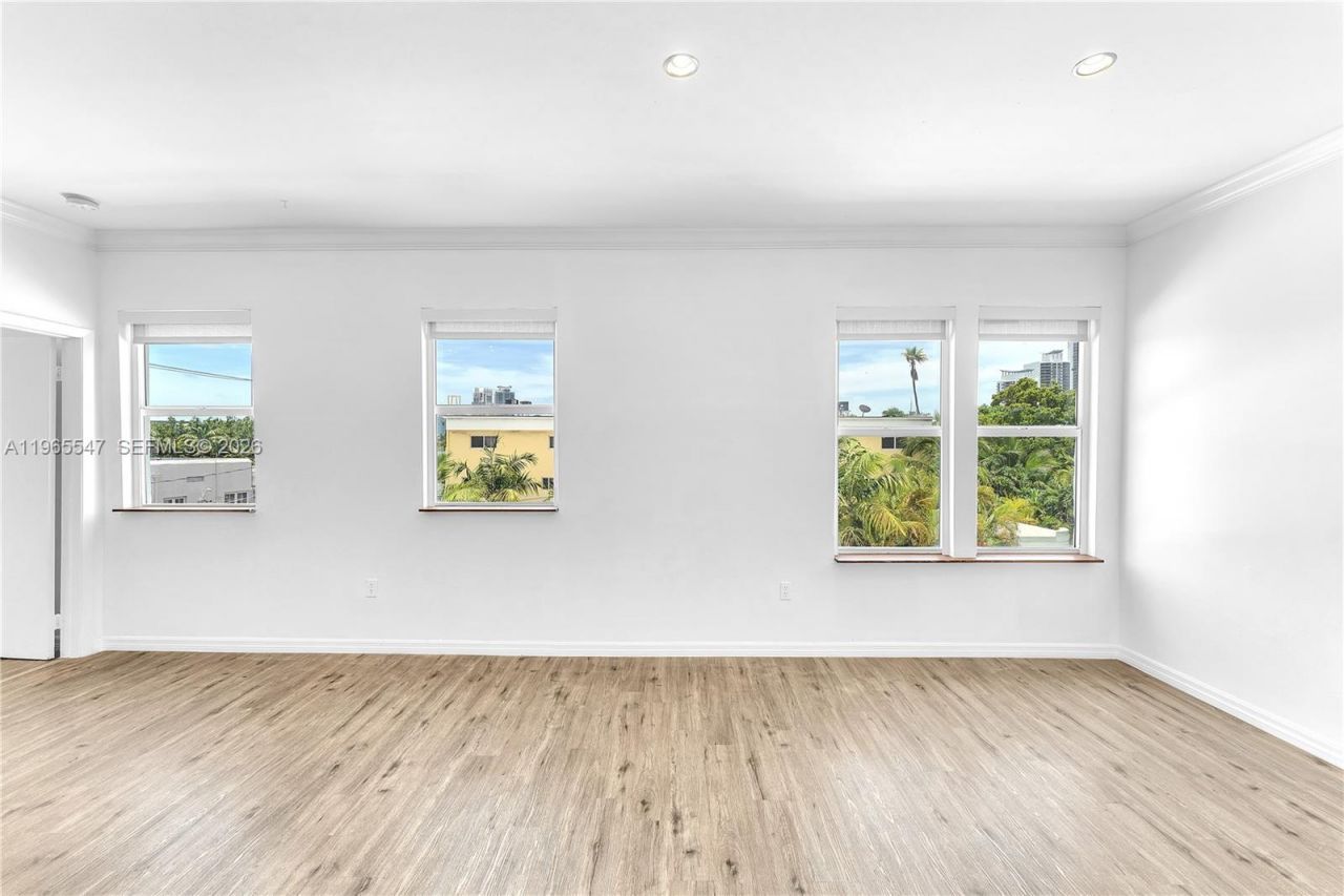 737 Jefferson Ave , Unit 305, Miami Beach, FL 33139 Photo