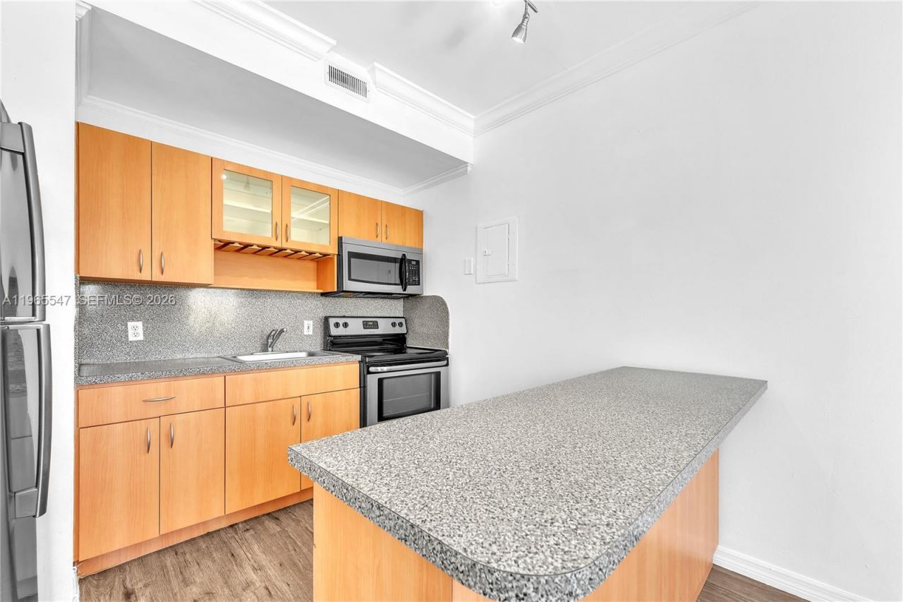 737 Jefferson Ave , Unit 305, Miami Beach, FL 33139 Photo