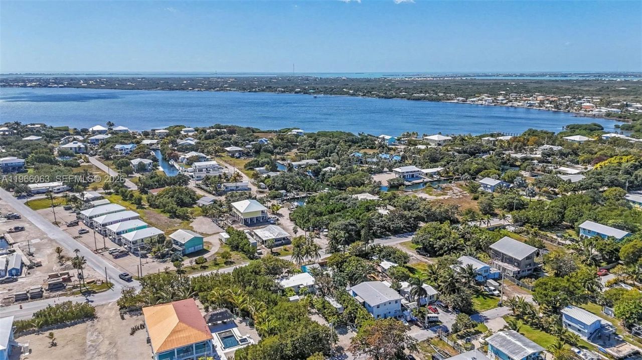 30950 Witters Ln, Big Pine Key, FL 33043 Photo