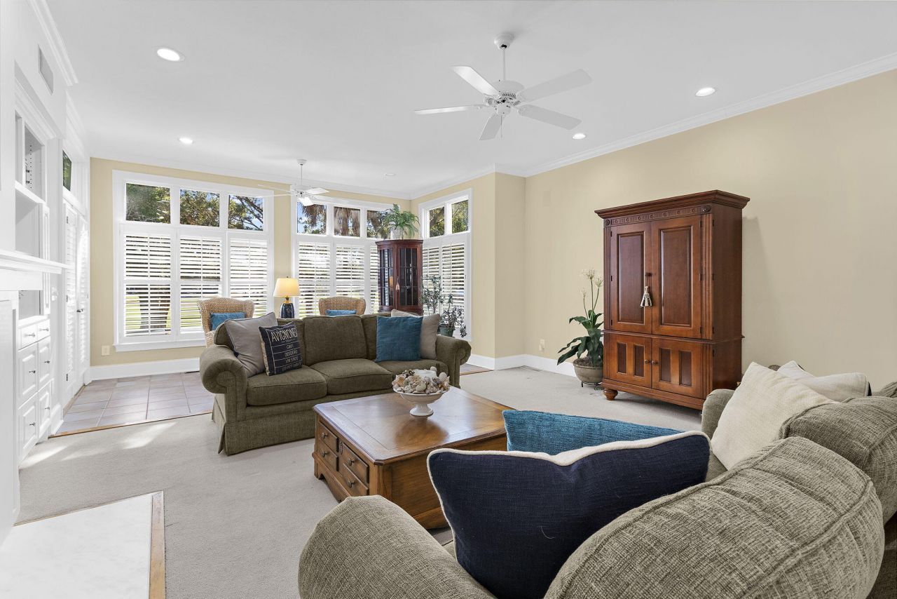 10 Commons Court Photo 14