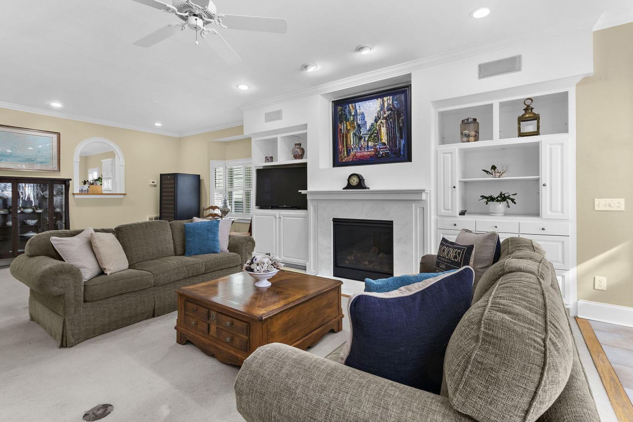 10 Commons Court Photo 16