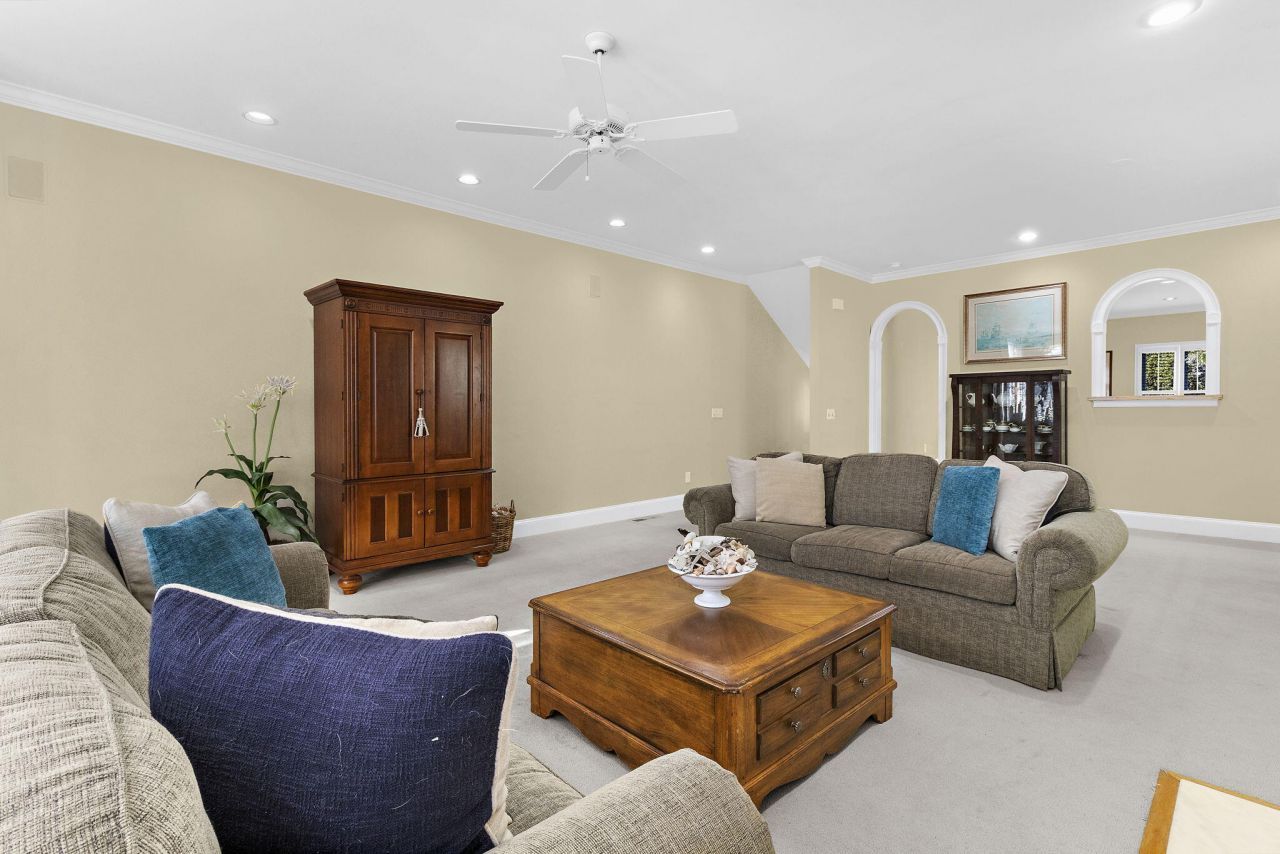 10 Commons Court Photo 19