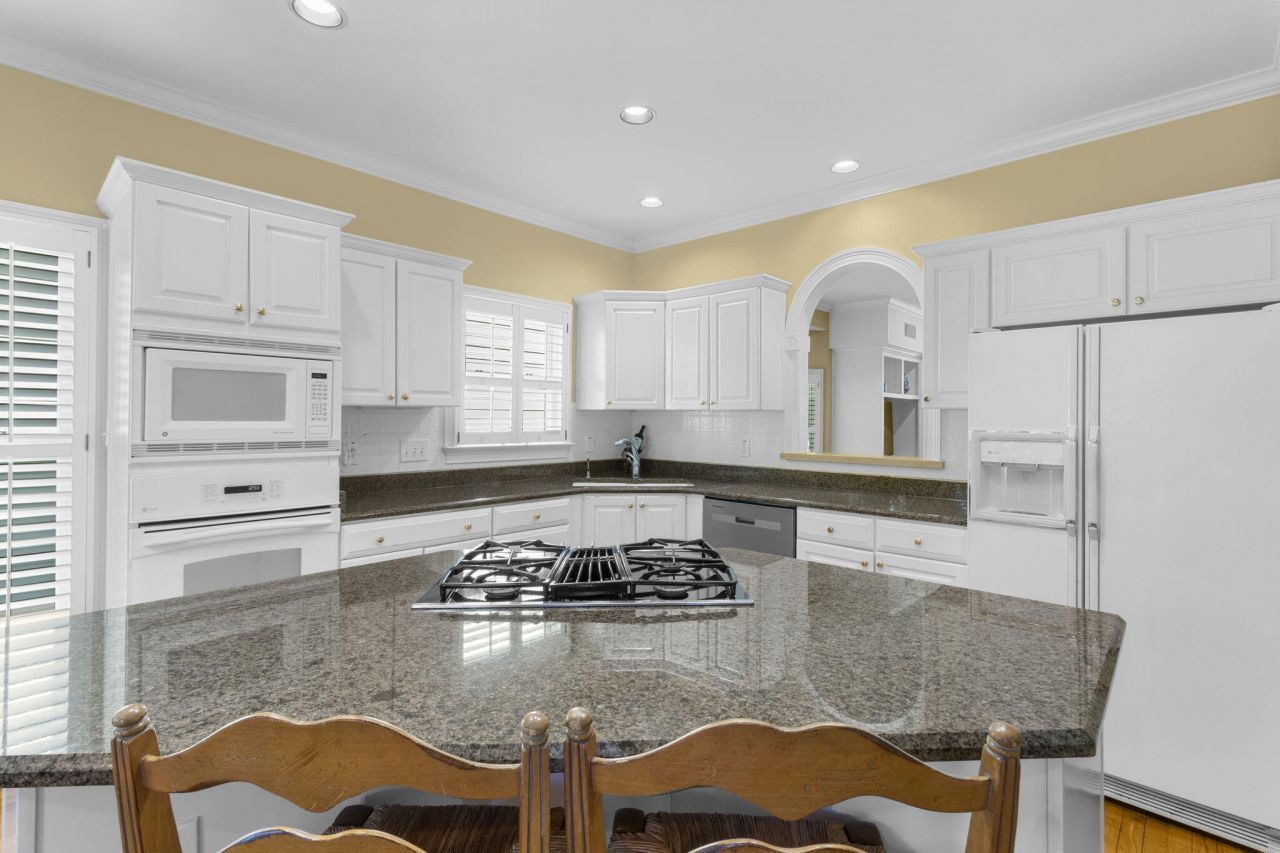 10 Commons Court Photo 23