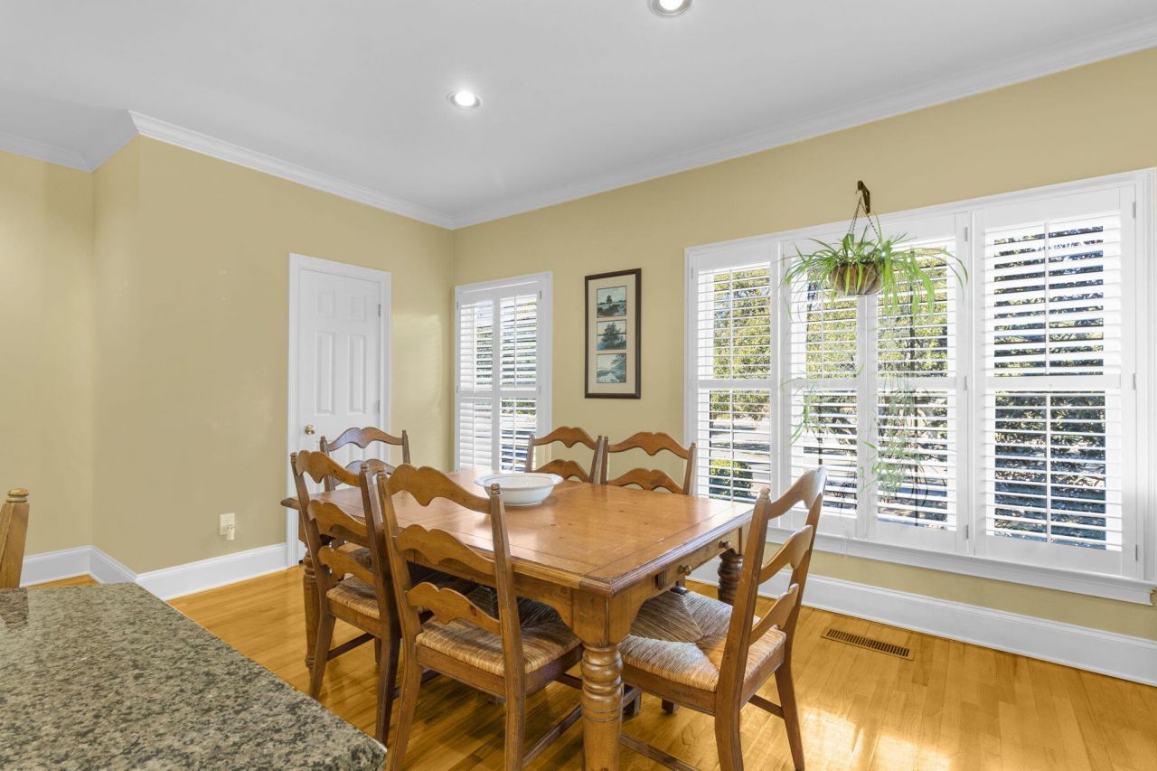 10 Commons Court Photo 26