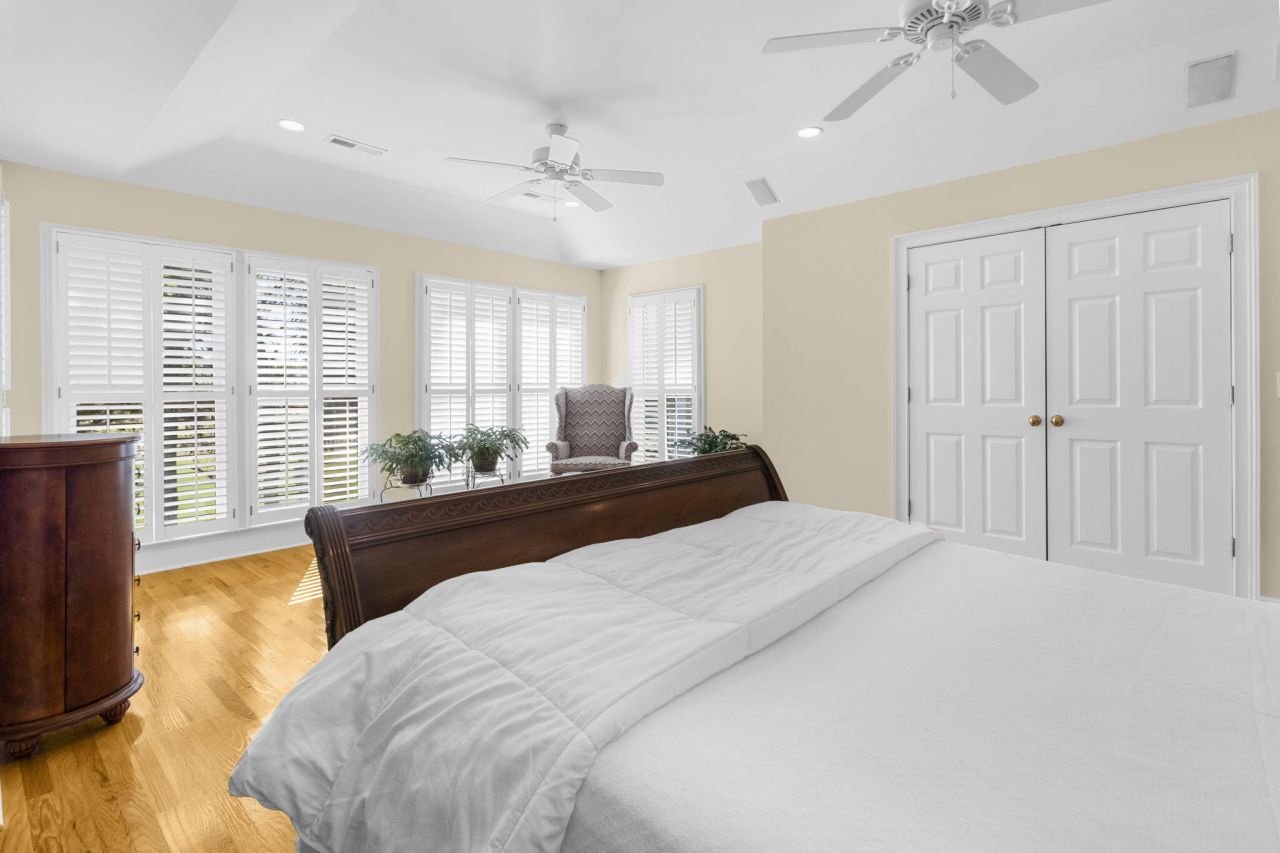 10 Commons Court Photo 35