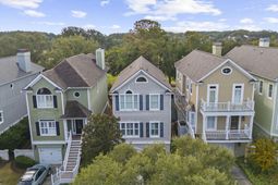 10 Commons Court photo 4