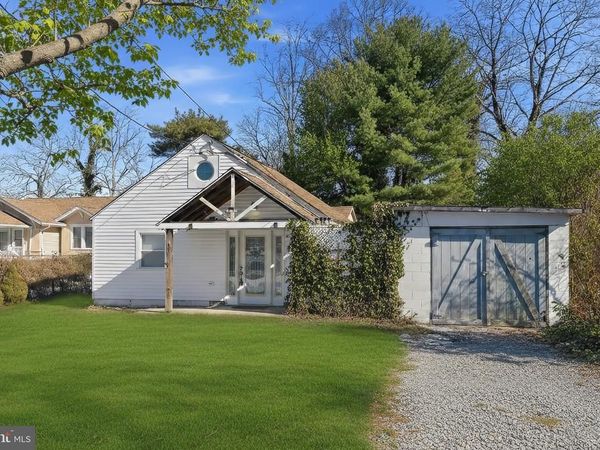 743 W PINE STREET, EGG HARBOR CITY, NJ 08215