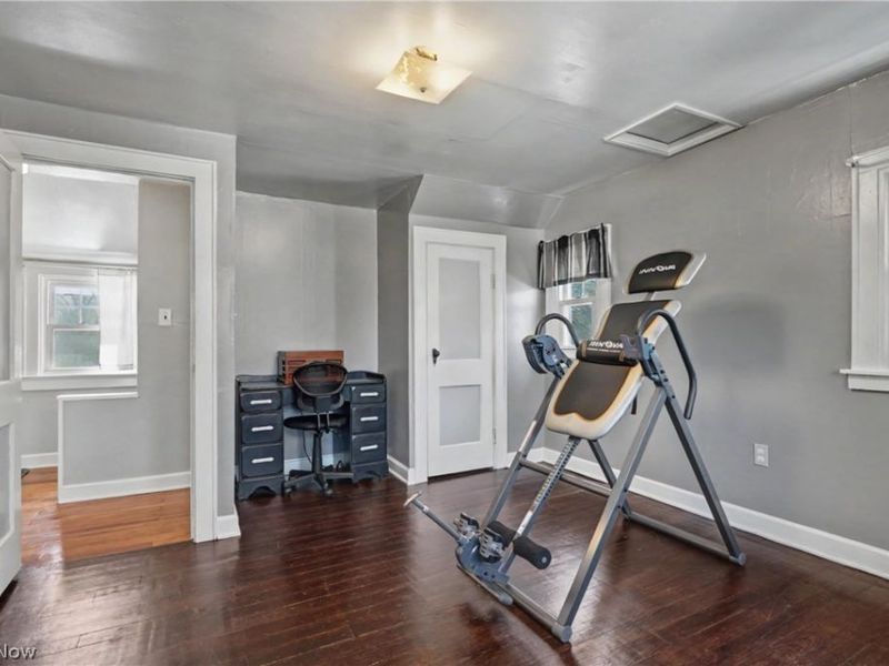 308 E Vista Avenue, Akron, OH 44319 Photo 17