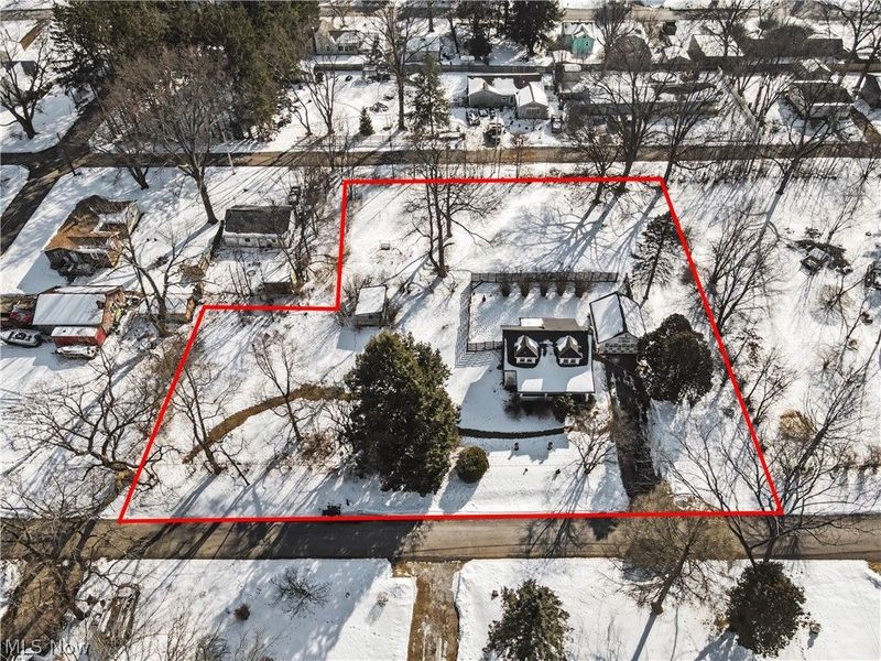 308 E Vista Avenue, Akron, OH 44319 Photo 2