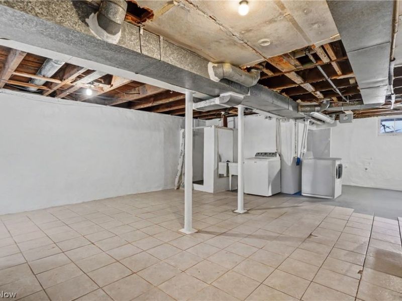 308 E Vista Avenue, Akron, OH 44319 Photo 23