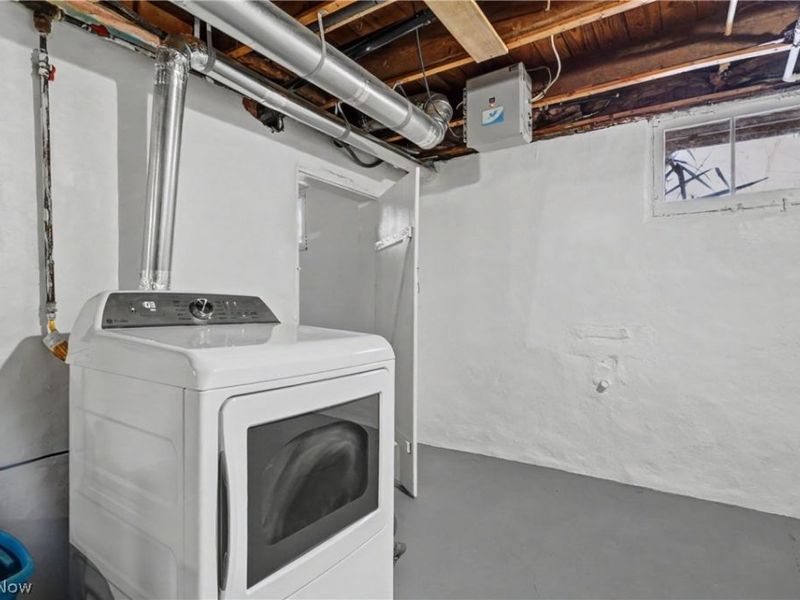 308 E Vista Avenue, Akron, OH 44319 Photo 24