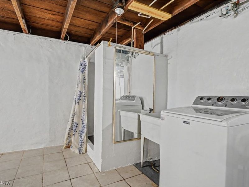 308 E Vista Avenue, Akron, OH 44319 Photo 25