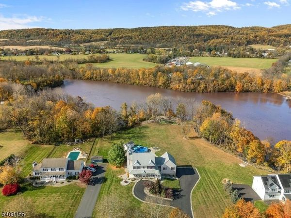 10 Cliffside Drive, Franklin, NJ 08886