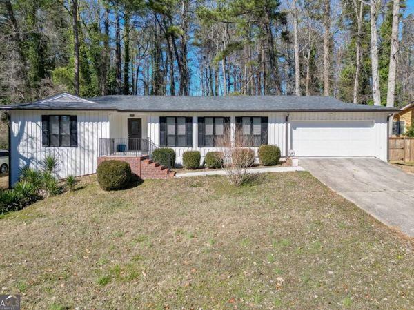 5360 Fieldgreen Drive, Stone Mountain, GA 30088