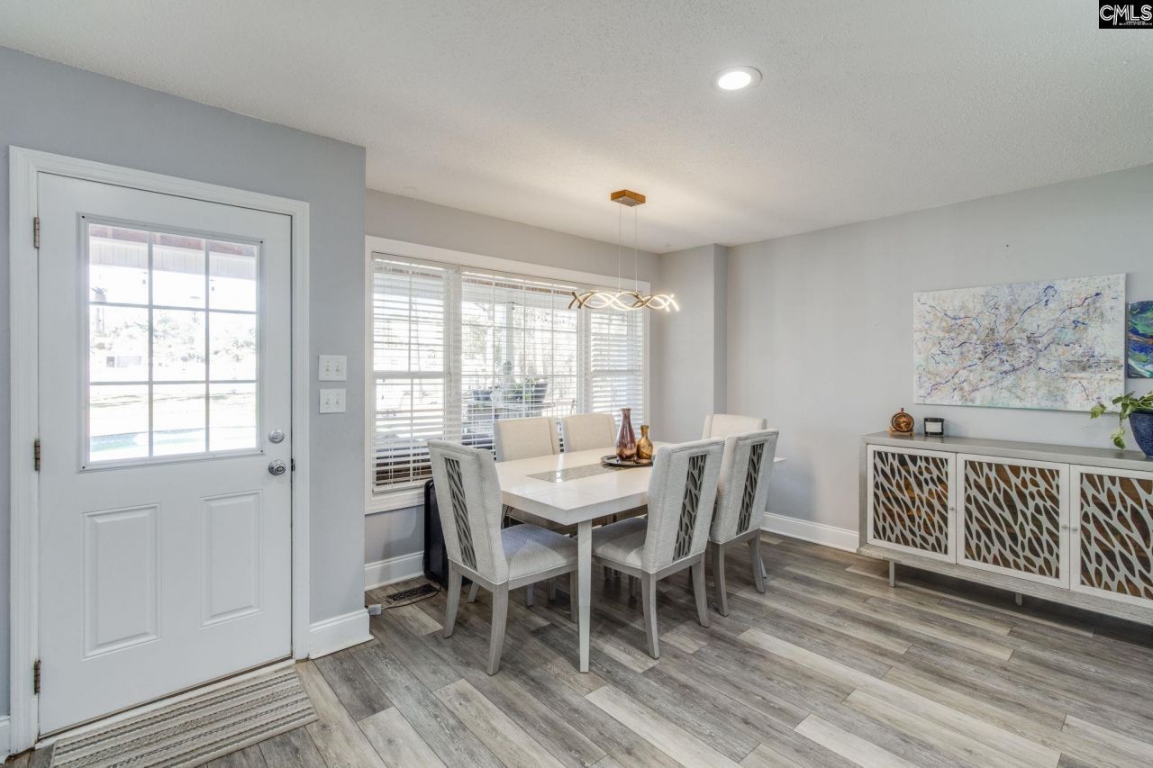 15 Freedom Lane Photo 11