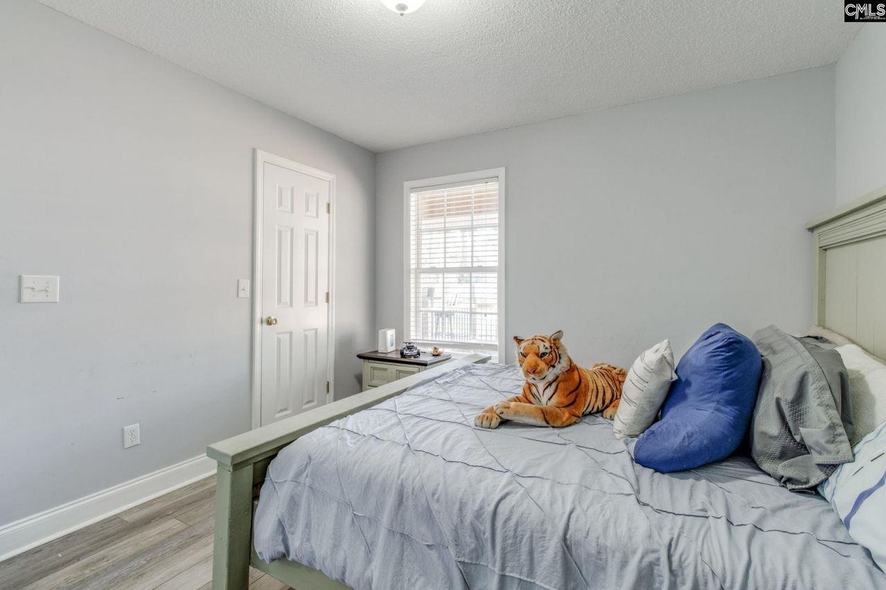 15 Freedom Lane Photo 23