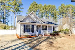 15 Freedom Lane photo 4