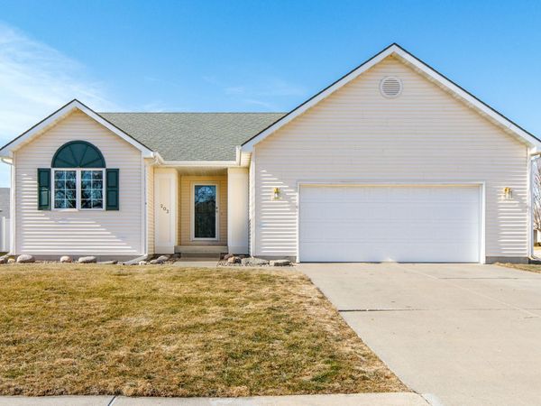 203 Sunrise Street, Boone, IA 50036