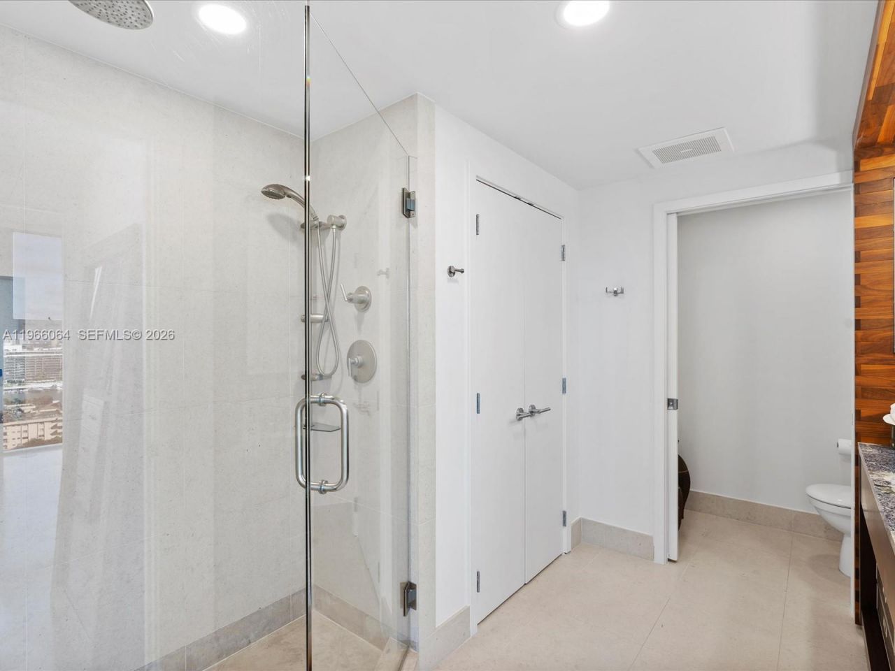 6899 Collins Ave, Unit 1704, Miami Beach, FL 33141 Photo