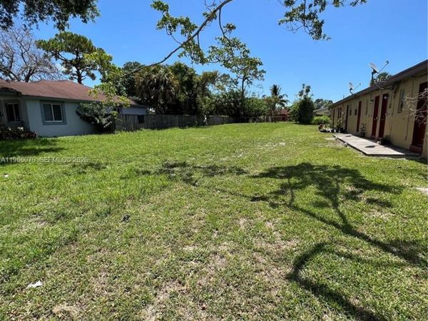 512 NW 23rd Ave, Fort Lauderdale, FL 33311