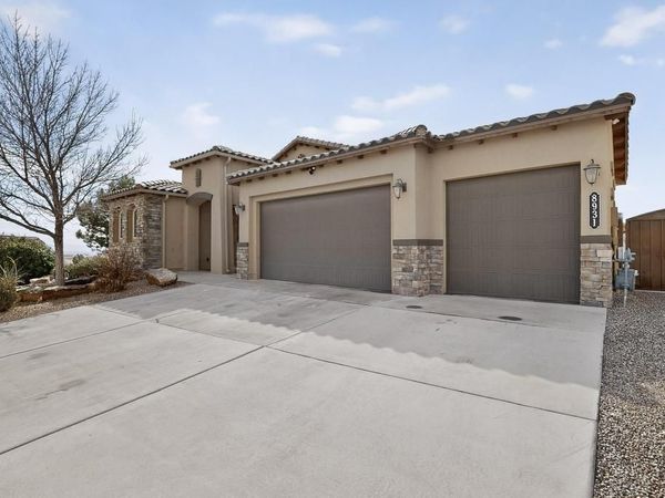 8931 S Sky Street NW, Albuquerque, NM 87114