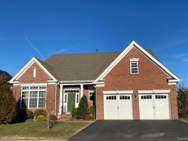 13 Tompkins Lane, Hopewell Junction, NY 12533